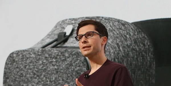 Google работает над своей AR/VR гарнитурой